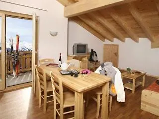 Pracondu Ski Lift & Center Нанда